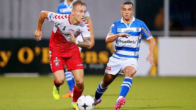 为他提供资 为他提供资