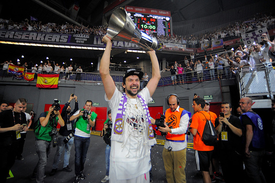 有人认为保 有人认为保