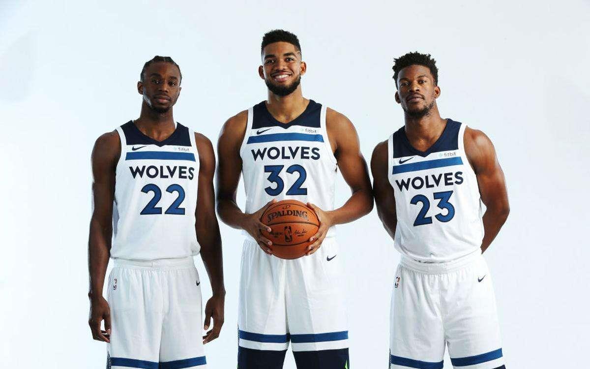 同时在沟通 同时在沟通