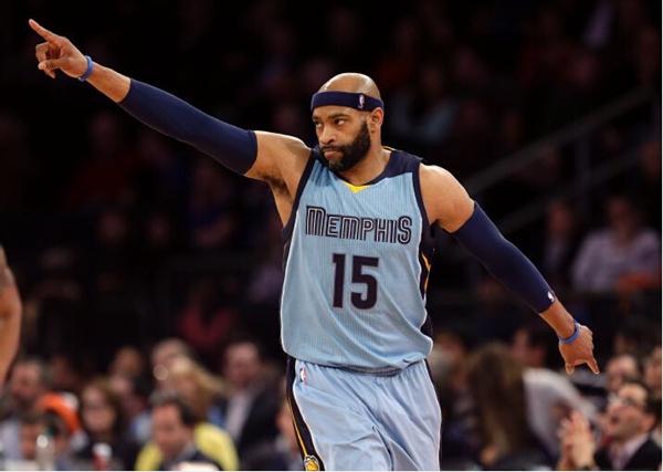 名字再次站 名字再次站